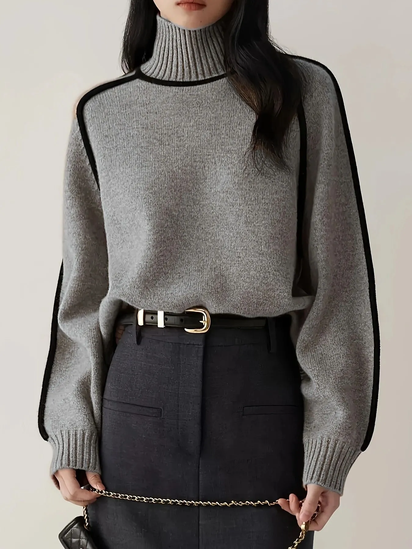 Amaris - Chic Turtleneck Sweater