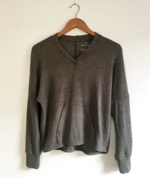CITY pocket pullover in Dark Sage<br/>(Less than perfect)