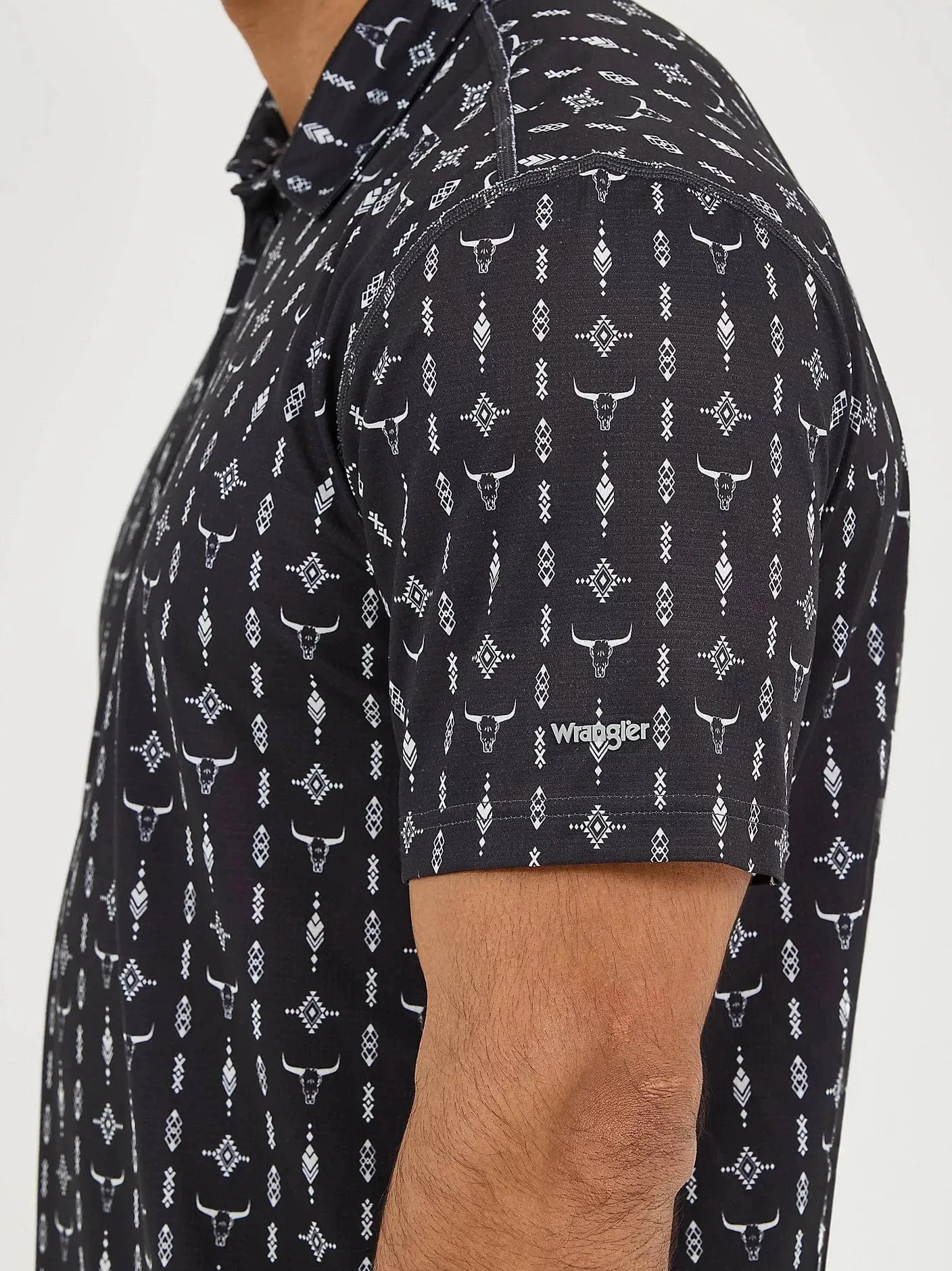 MENS BLACK PRINT WRANGLER PERFORMANCE POLO SHIRT