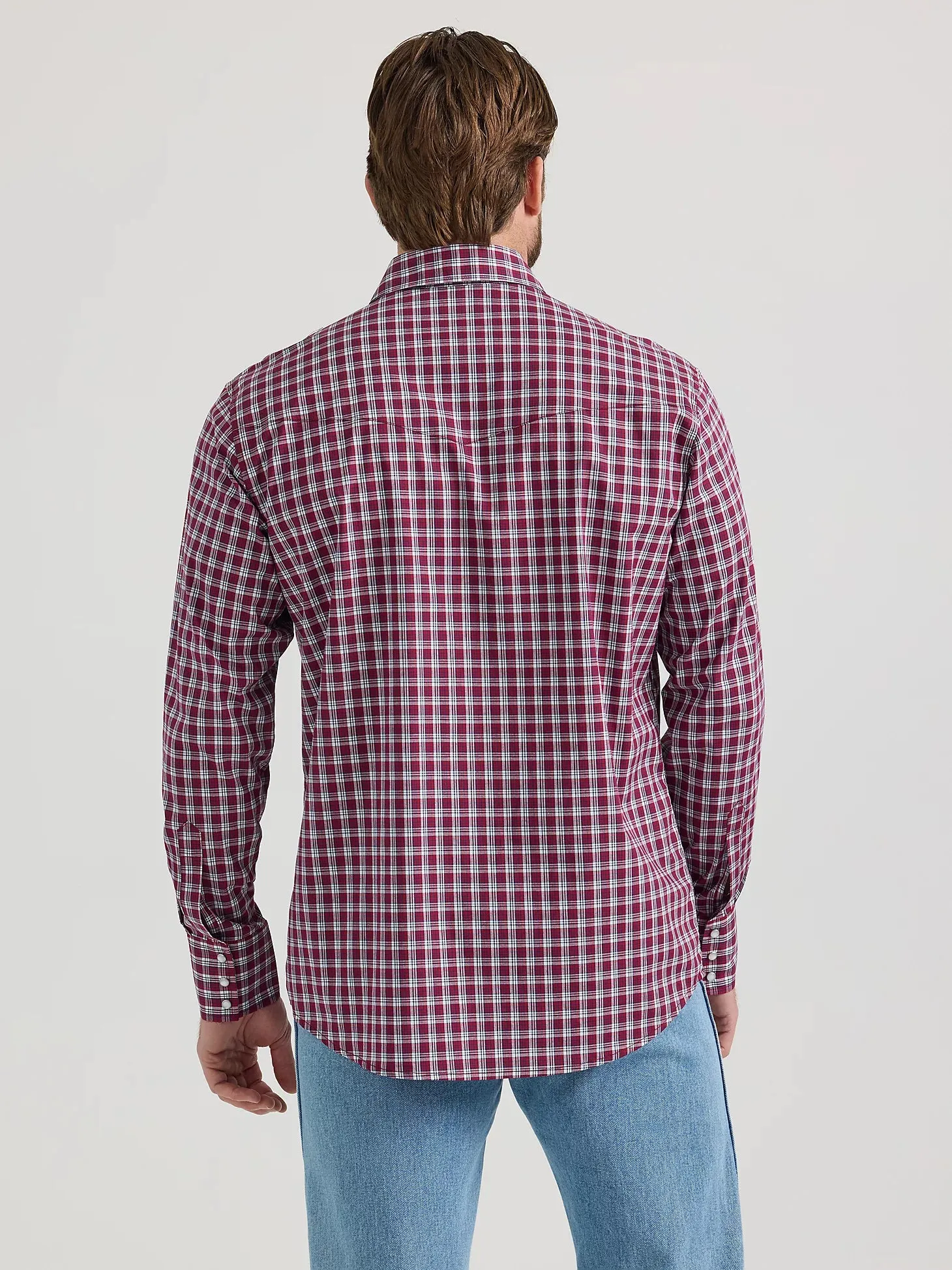 Men's Wrangler Wrinkle Resistant Classic Red Plaid Long Sleeve Snap Shirt