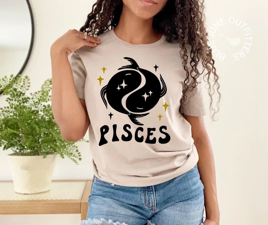 Pisces | Retro Zodiac Tee